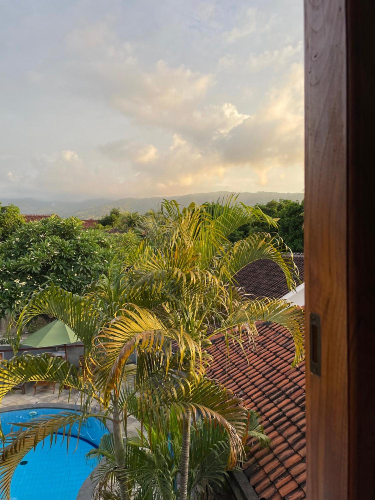 Hotel Kubu Elsa Bali Lovina Esterno foto