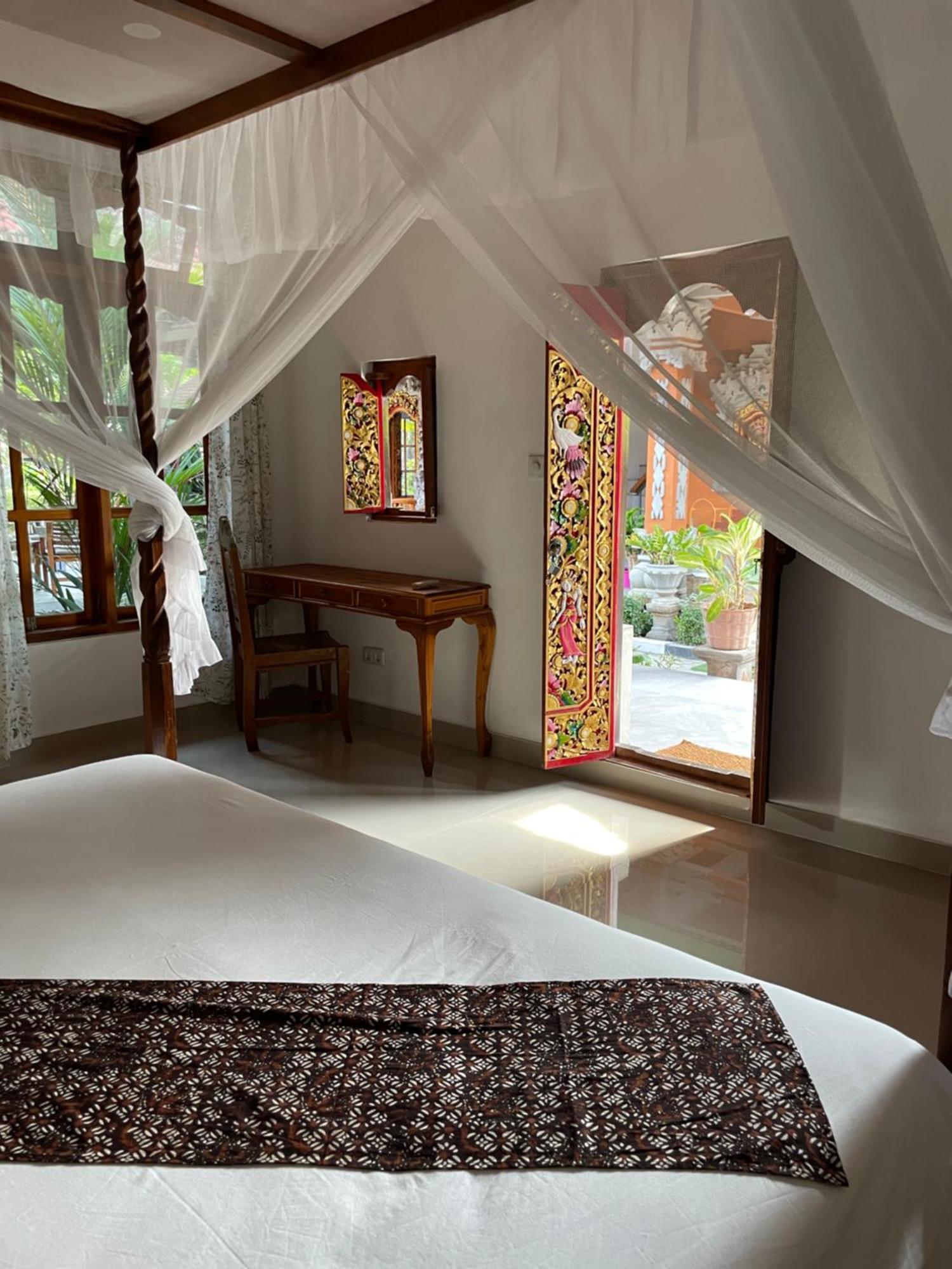 Hotel Kubu Elsa Bali Lovina Esterno foto